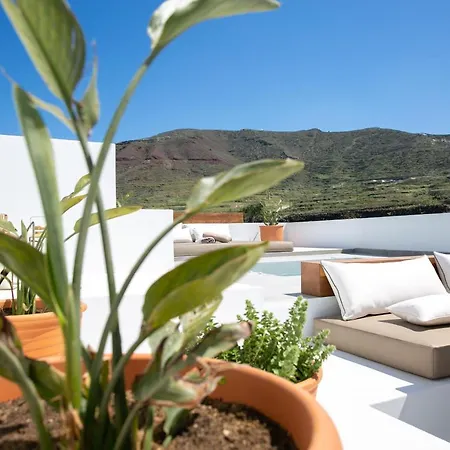 Villa Vino Santorini *