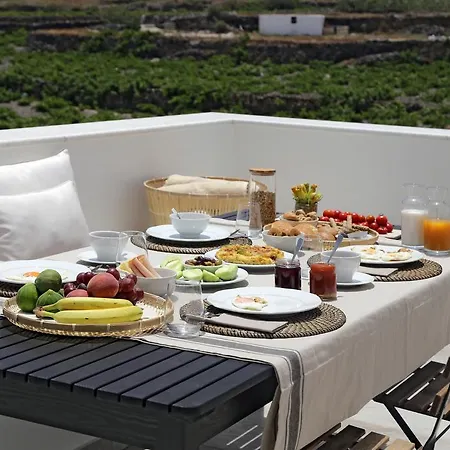 Vino Santorini