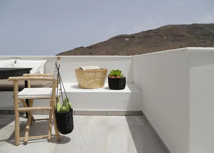 Vino Santorini Villa *