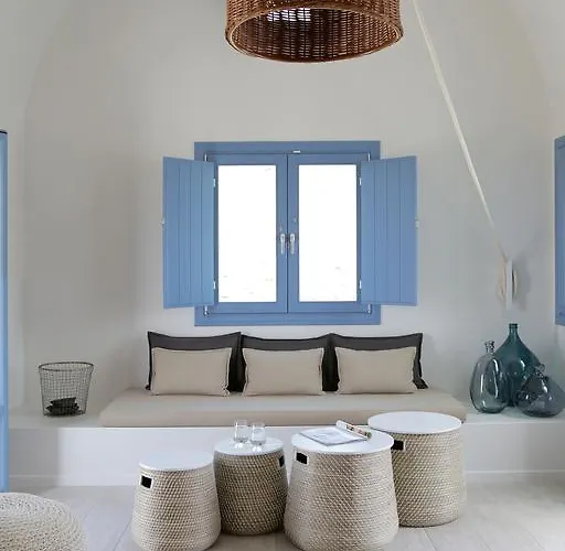 Vino Santorini Foinikiá