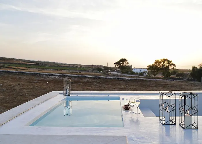 Vino Santorini Foinikiá